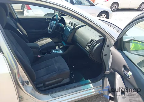 2008 Nissan Altima 2.5 S from USA, damaged, VIN 1N4AL21E08N525095